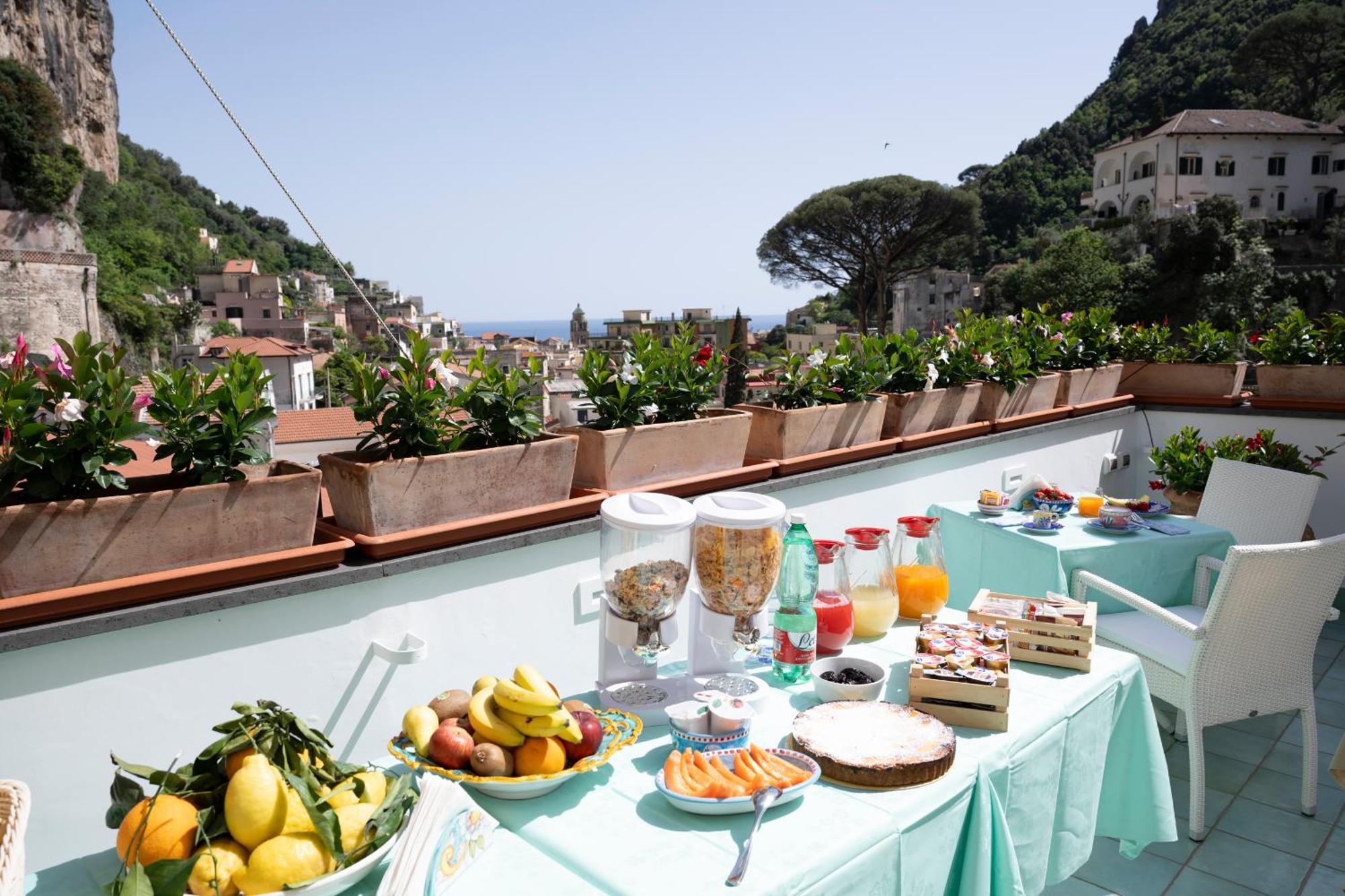 Valle D'Amalfi Suites Экстерьер фото